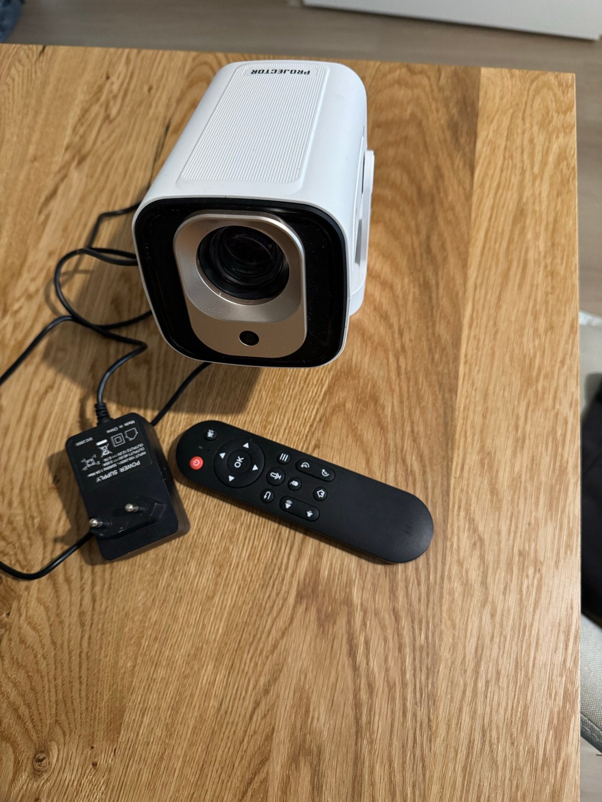 4K Smart Mini Projector met Wifi 6 & Android 14.0, Ophalen of Verzenden, Nieuw, Full HD (1080)