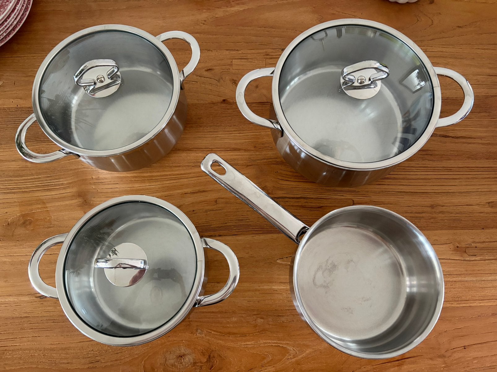 Tefal vierdelige pannenset, Huis en Inrichting, Ophalen, Tefal, Pannenset, Zo goed als nieuw