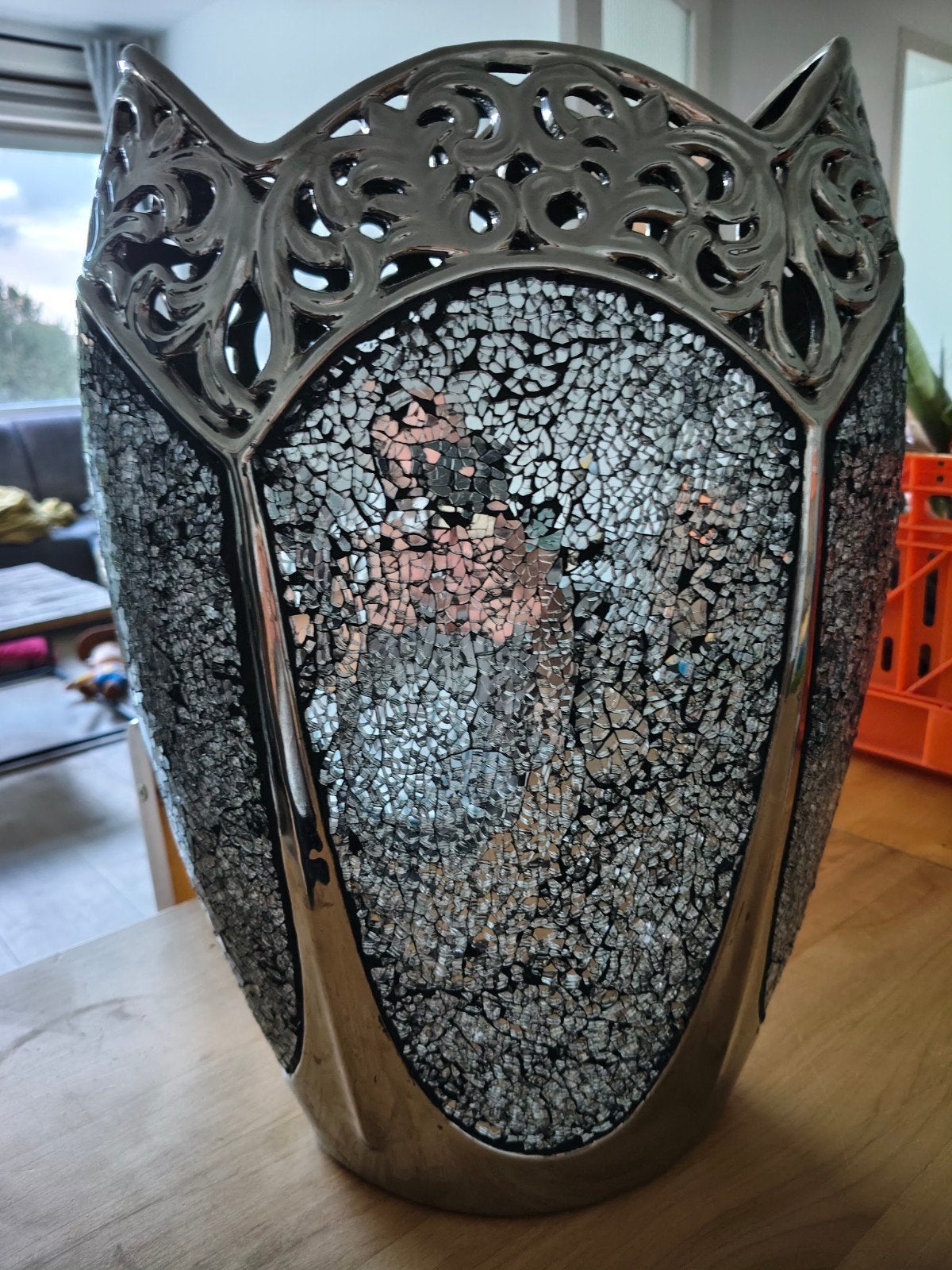 Decoratieve vaas met mozaïek en sierlijke rand, 42 cm, Antiek en Kunst, Ophalen of Verzenden