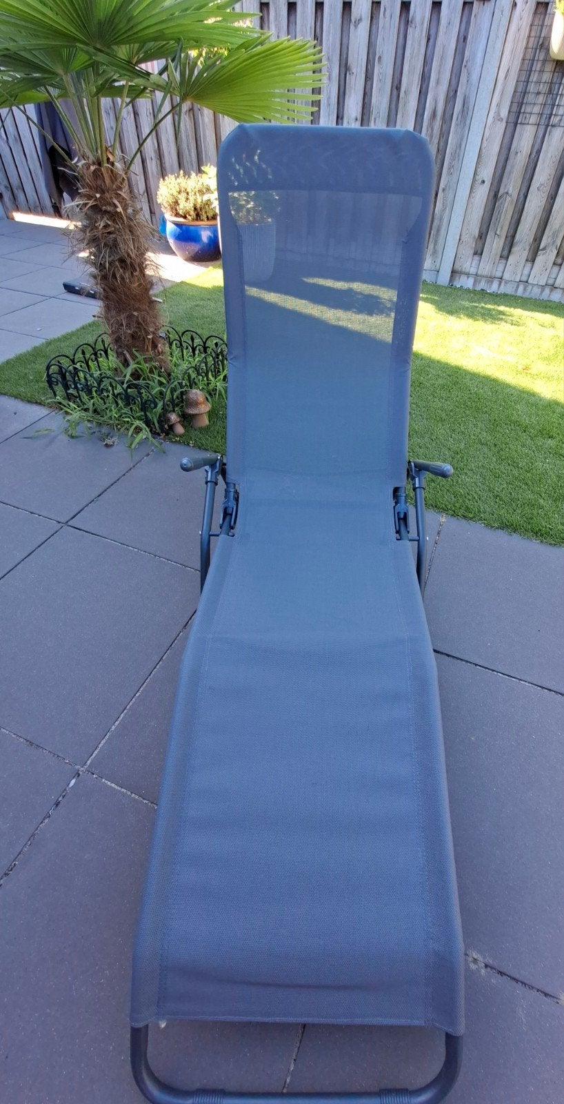 Ligstoel, ligbed, Tuin en Terras, Ligbedden, Ophalen, Zo goed als nieuw, Metaal, Inklapbaar