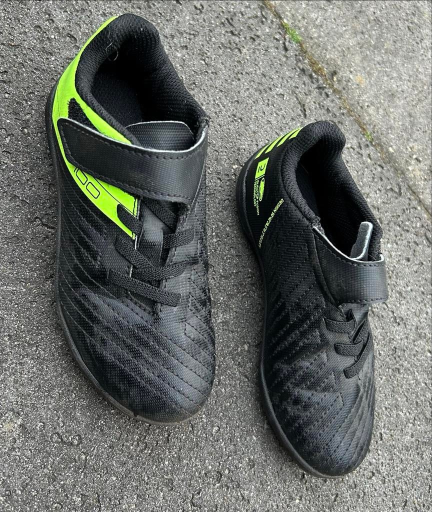 Voetbalschoenen Kipsta maat 28, Sport en Fitness, Voetbal, Maat XS of kleiner, Ophalen, Gebruikt, Schoenen