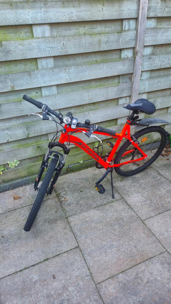 Mountainbike btwin rockrider 340, Velgrem, Zo goed als nieuw, Meer dan 20 versnellingen, 65 cm of meer
