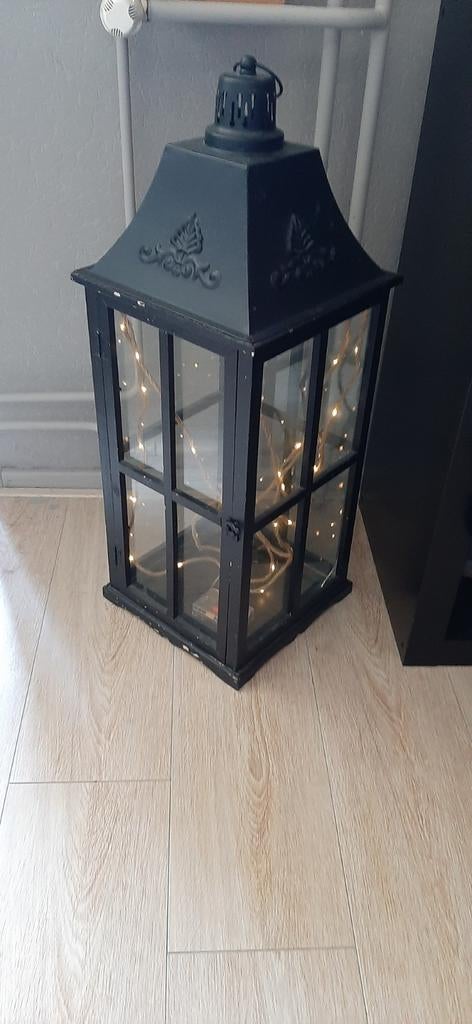 Sfeerlamp met batterij verlichting., Ophalen of Verzenden, Zwart, Metaal, Minder dan 25 cm