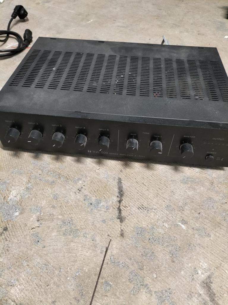TOA 500 Series Amplifier A-506E, Audio, Tv en Foto, Overige merken, Ophalen of Verzenden, 60 tot 120 watt, Gebruikt