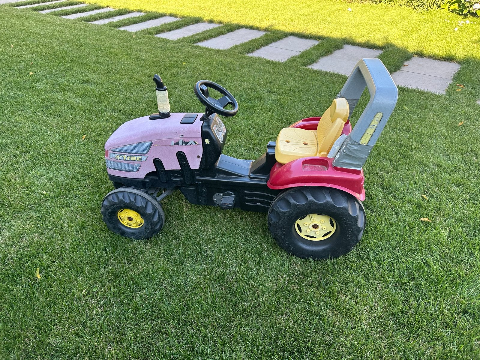 Leuke traptractor voor uren speelplezier, Ophalen, Gebruikt, Trapvoertuig