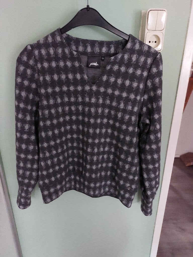 Top / Poools z.g.a.n, Maat 38/40 (M), Zwart, Ophalen of Verzenden, Lange mouw