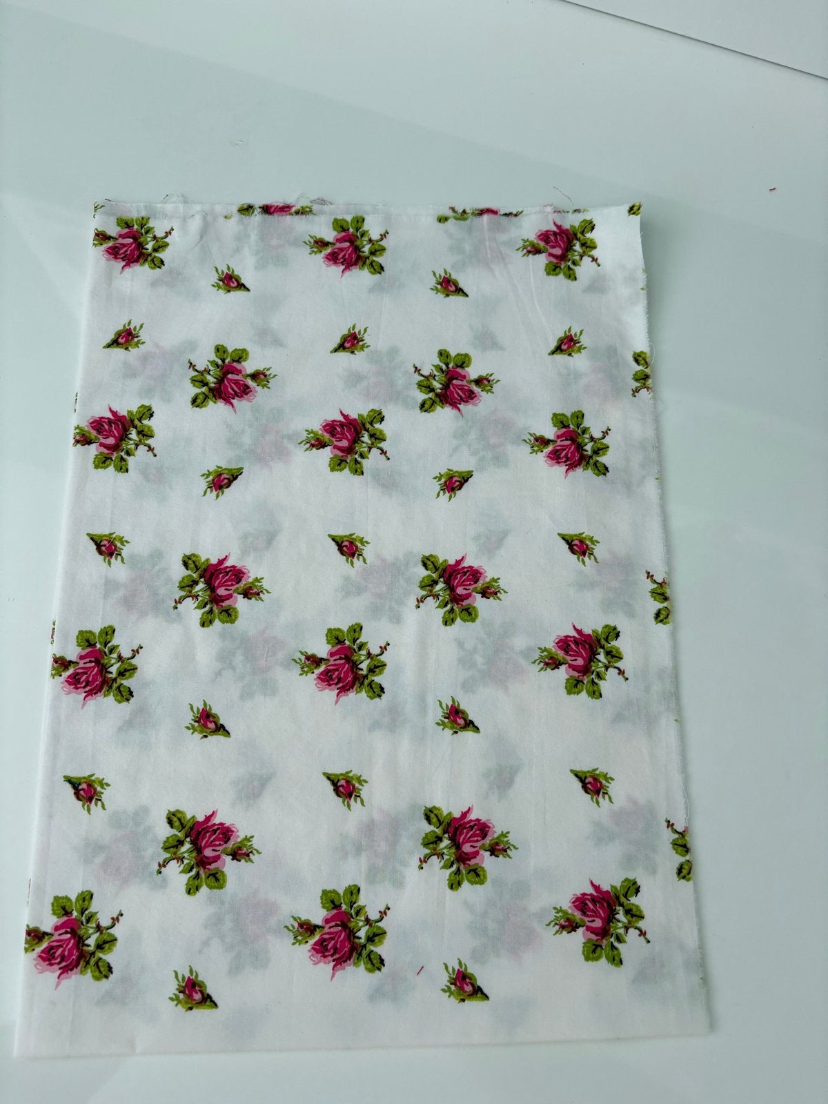 Pip Studio stof Dots & Roses - 46x 73cm, Overige materialen, Wit, Nieuw, Ophalen of Verzenden
