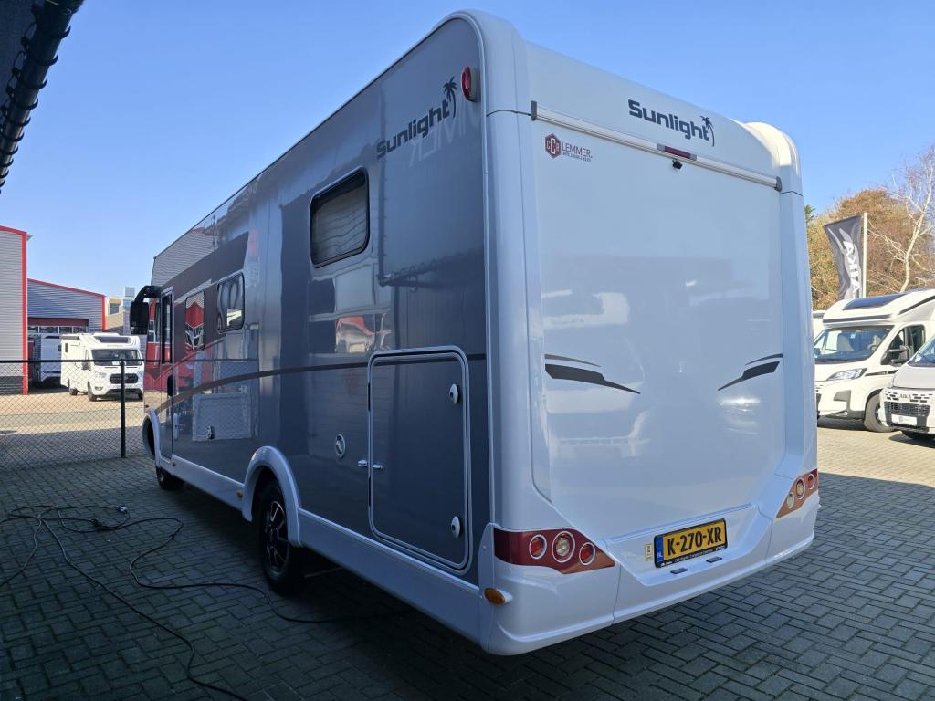 Sunlight I68 Adventure Vol opties + levelsysteem, Caravans en Kamperen, Campers, Sunlight, Ringverwarming, Fiat, Airbags