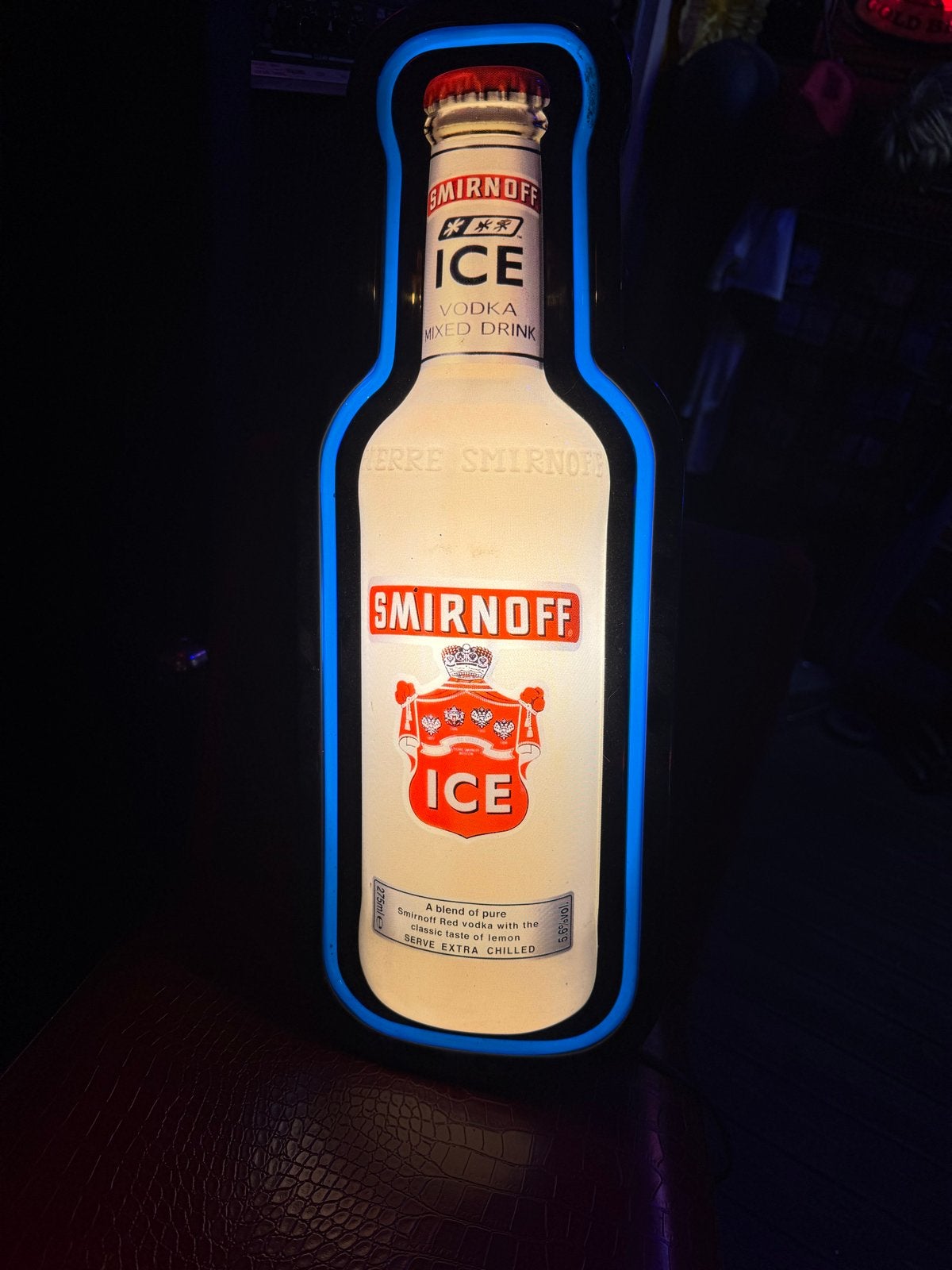Smirnoff vintage Ice Reclame Lamp Sign - Lichtbak Flesvorm, Ophalen, Gebruikt, Lichtbak of (neon) lamp