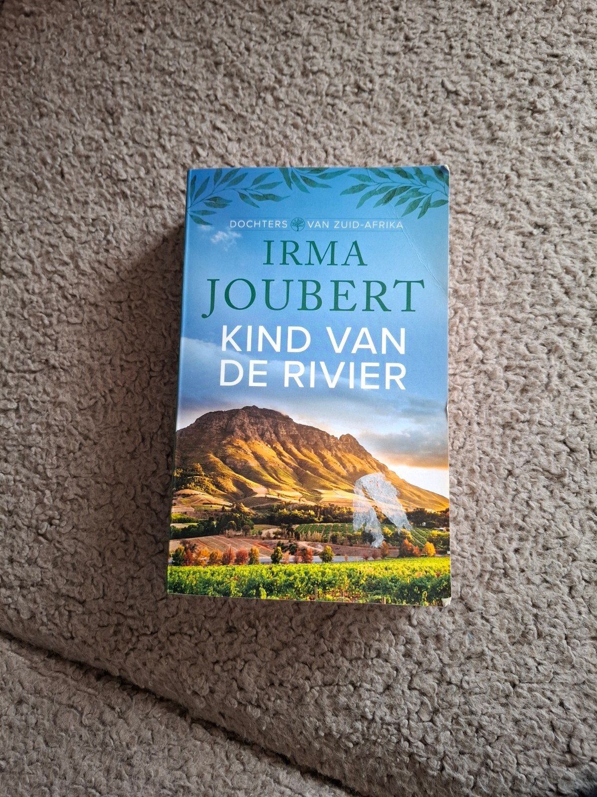 Irma Joubert - kind van de rivier, Boeken, Ophalen of Verzenden, Zo goed als nieuw