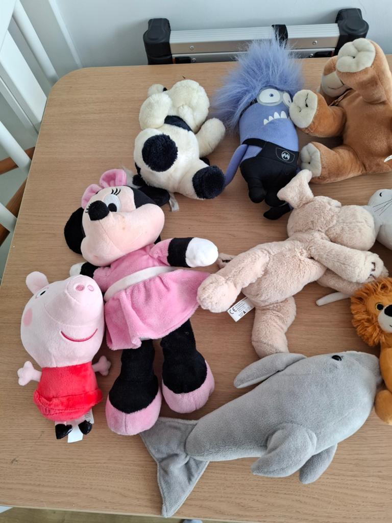 Grote collectie knuffels: Disney, Peppa Pig, Minion en meer, Disney, Beer, Ophalen of Verzenden, Middelgroot (20 tot 80 cm)
