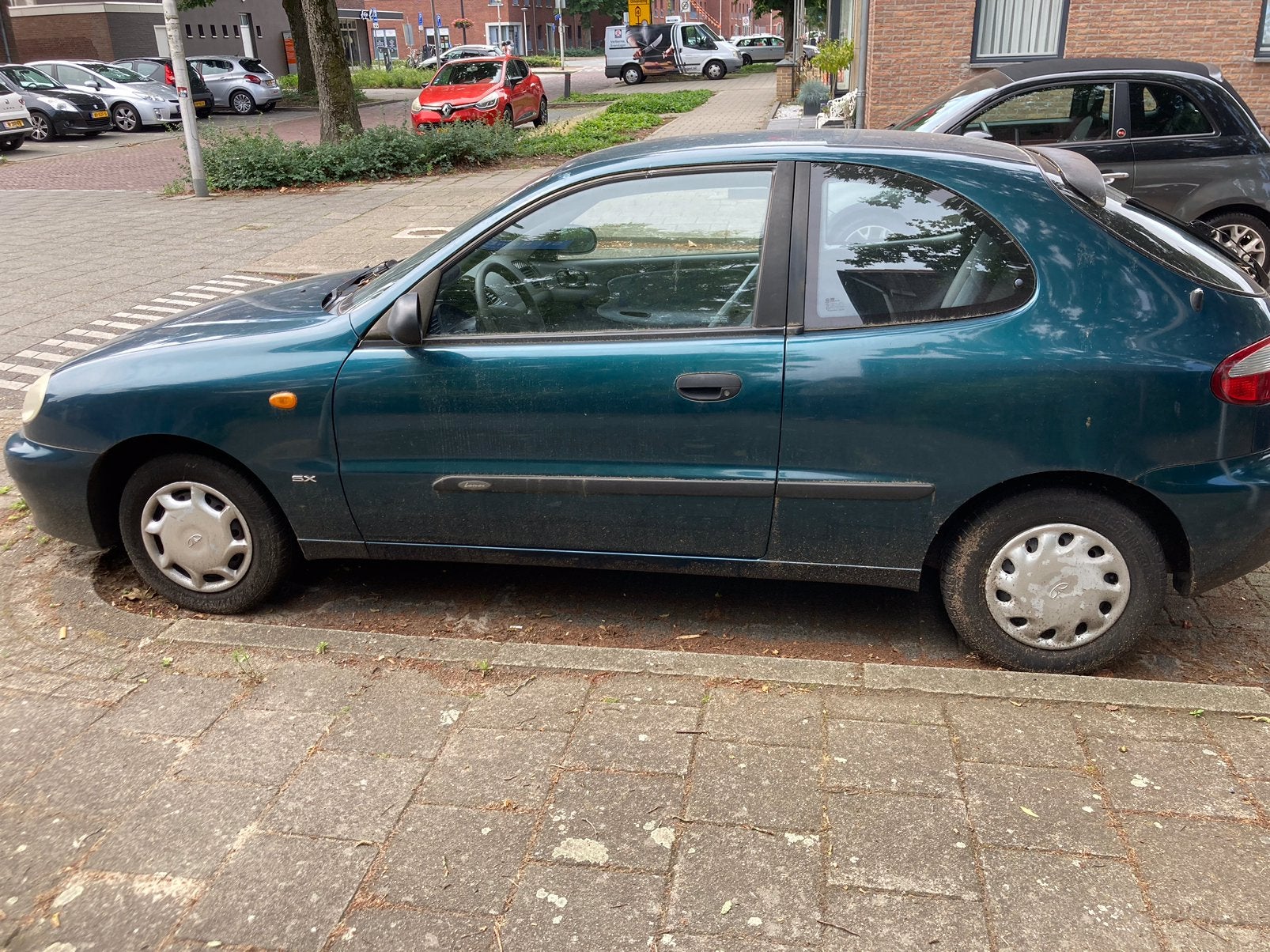Daewoo Lanos 1.5 SE 1999 Groen, Voorwielaandrijving, Stof, 4 cilinders, Elektrische ramen