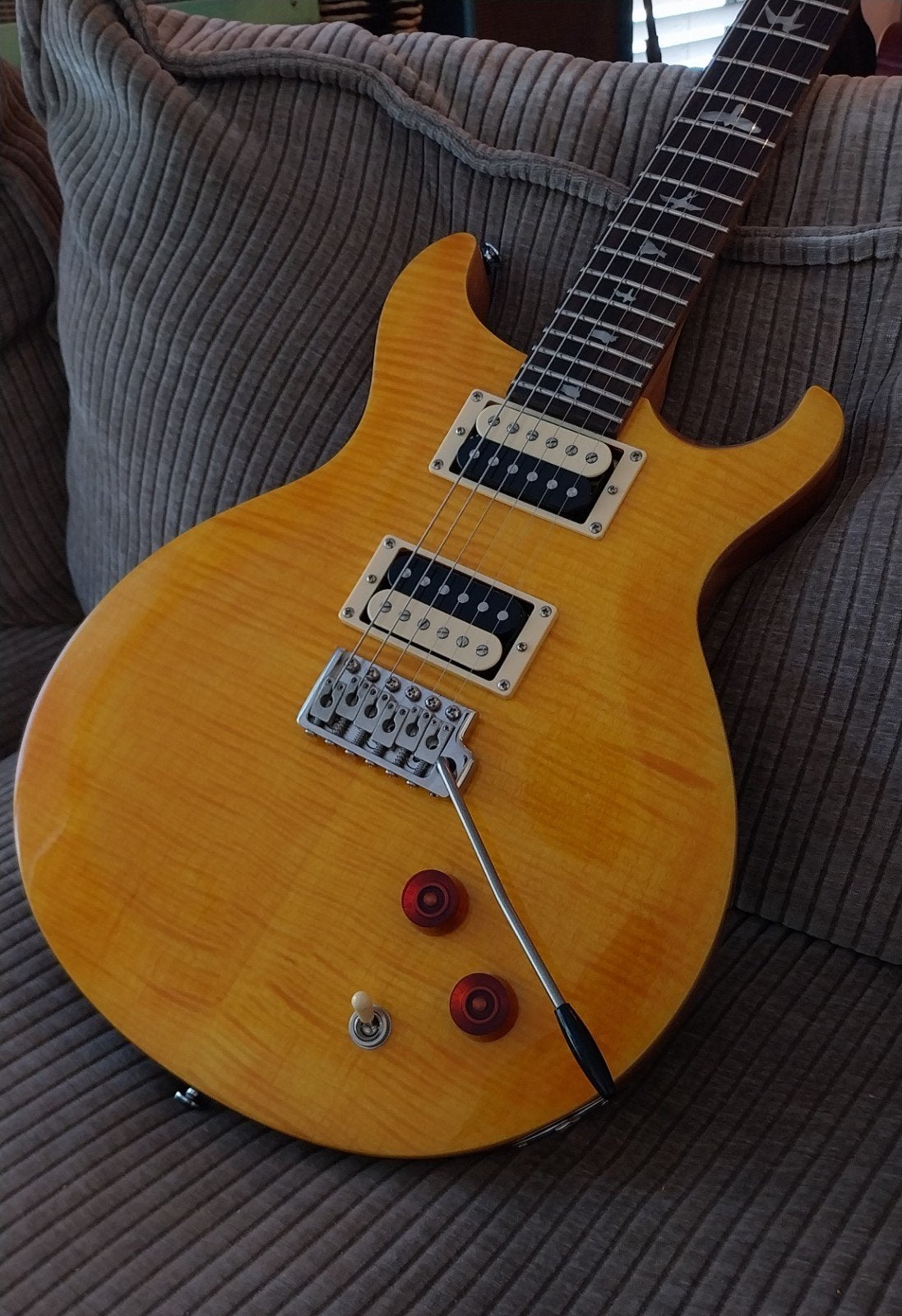 PRS SE Santana Yellow, Muziek en Instrumenten, Ophalen, Zo goed als nieuw, Solid body, Paul Reed Smith