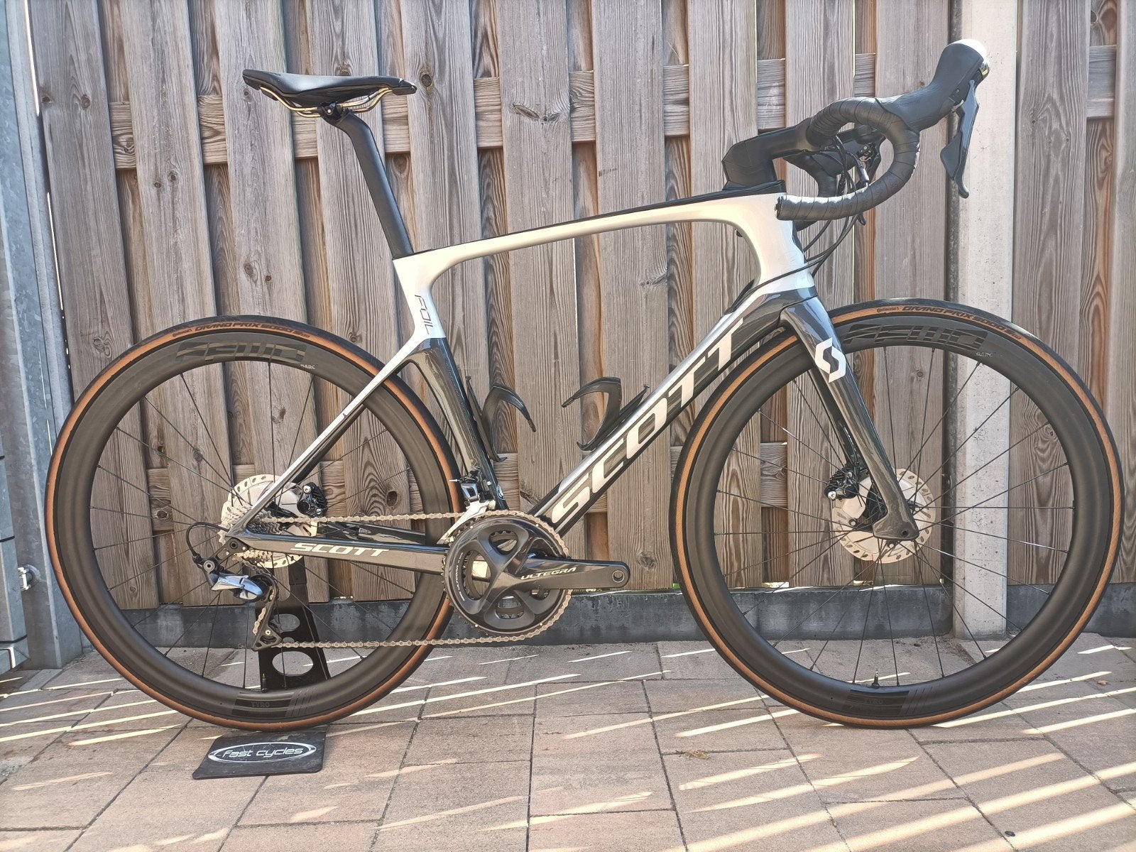 Scott Foil 20 Ultegra maat:56 + FFWD carbon wielen, Carbon, Meer dan 20 versnellingen, Schijfrem, 53 tot 57 cm