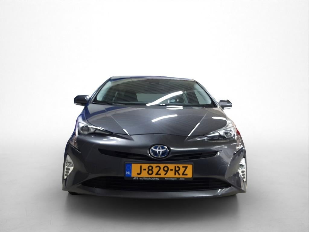 Toyota Prius 1.8 Dynamic | Navigatie | Camera | LM Velgen |, 12 maanden, Stof, 122 pk, Bedrijf