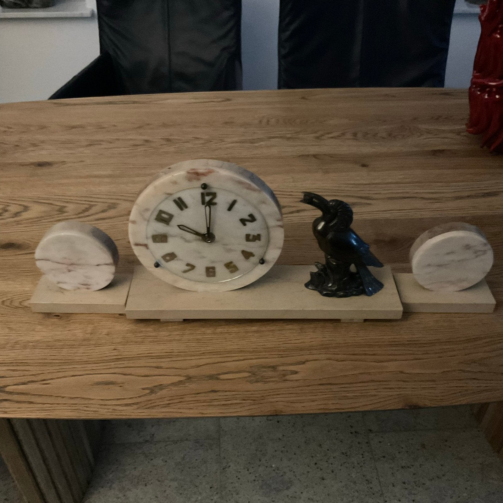 Antieke marmeren klok met bronzen vogel, Ophalen