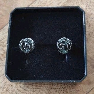 Rozen knopjes ( zilver), Ophalen of Verzenden, Gebruikt, Zilver, Zilver