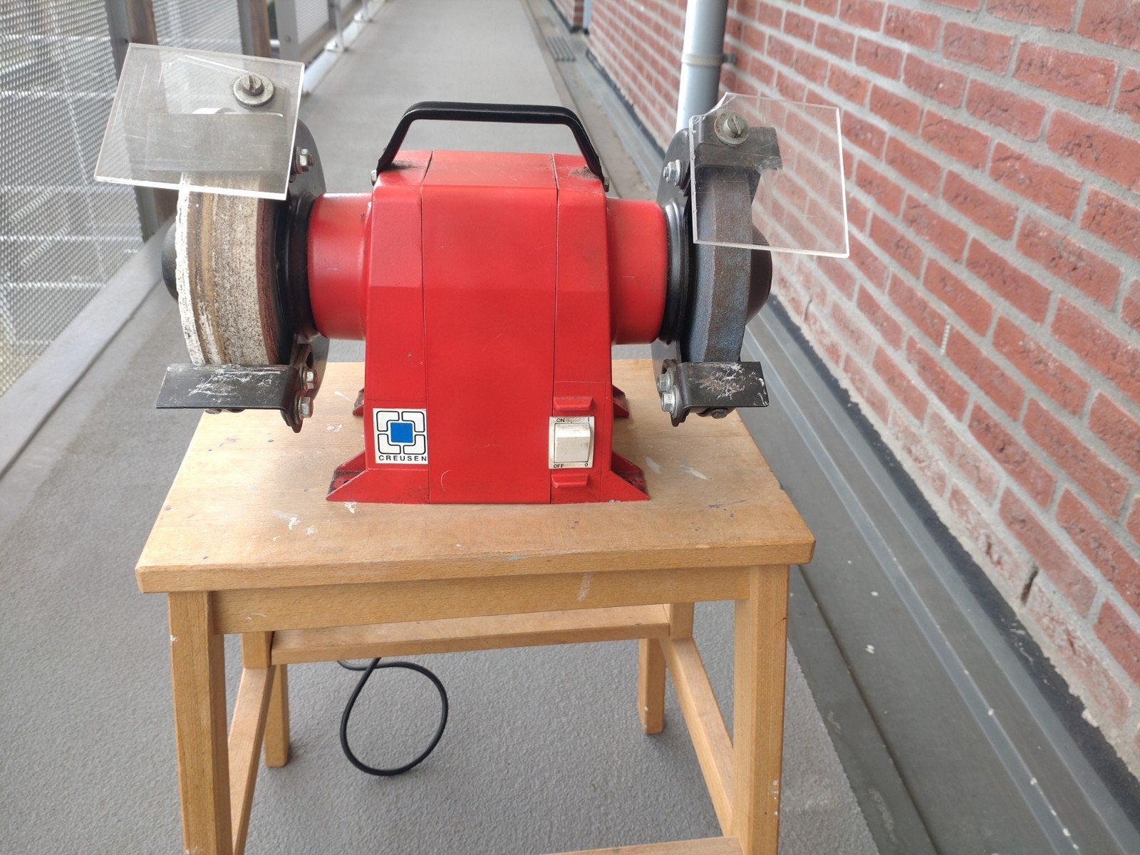 Creusen Ds 7150TS, Ophalen of Verzenden, Minder dan 700 watt, Werkbankslijpmachine