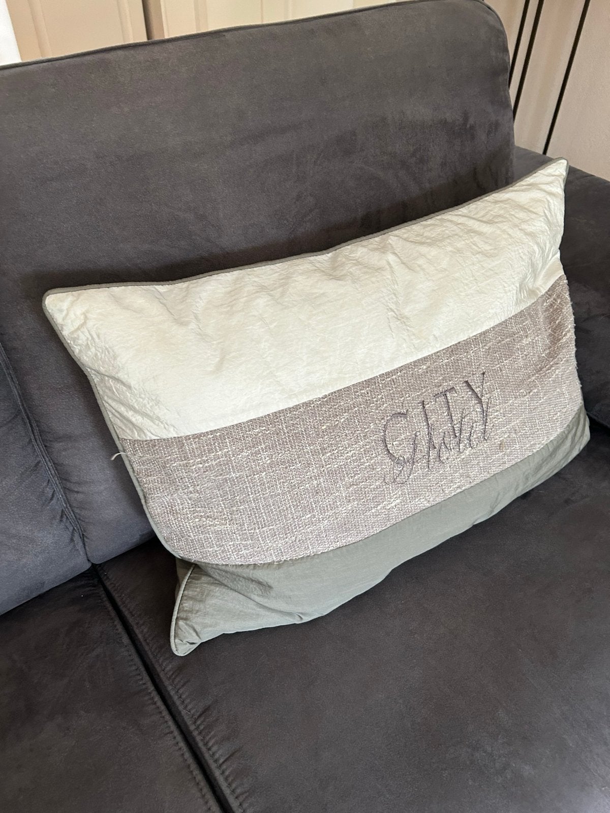 Riviera Maison kussen 60x30 - City Hotel, Huis en Inrichting, Woonaccessoires | Kussens, Ophalen, Gebruikt, Meerkleurig, Sierkussen