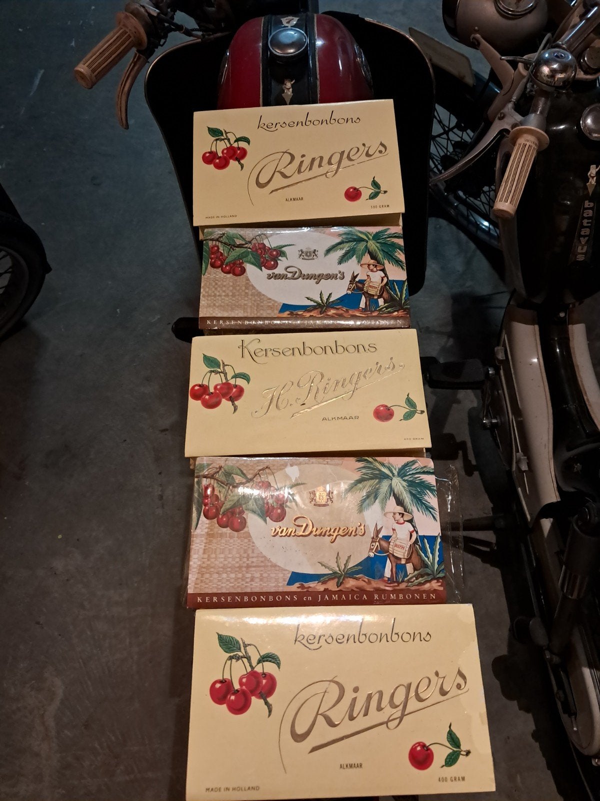 Ringers en van Dungen chocolade etalage dozen, Verzamelen, Ophalen of Verzenden, Gebruikt, Verpakking