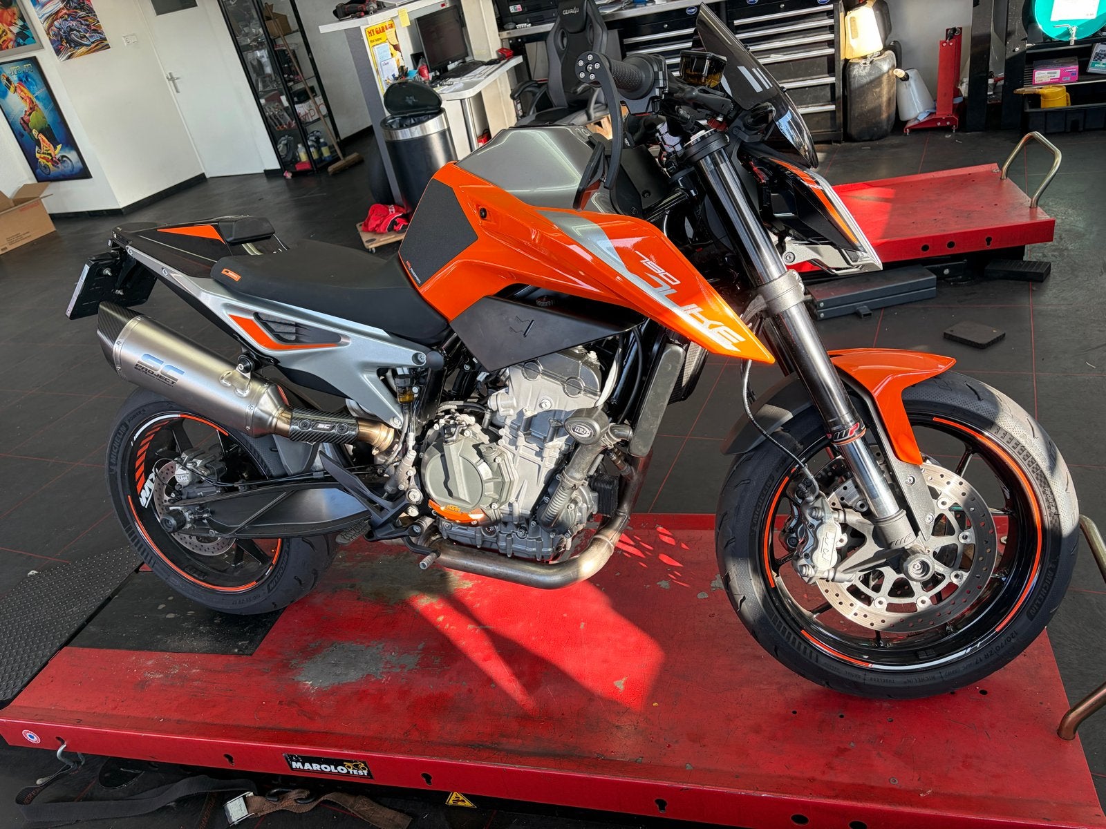 KTM 790 Duke met SC Project sportdemper, 1921ba, 2 cilinders, Info@vakgarageakersloot.nl, Ktm