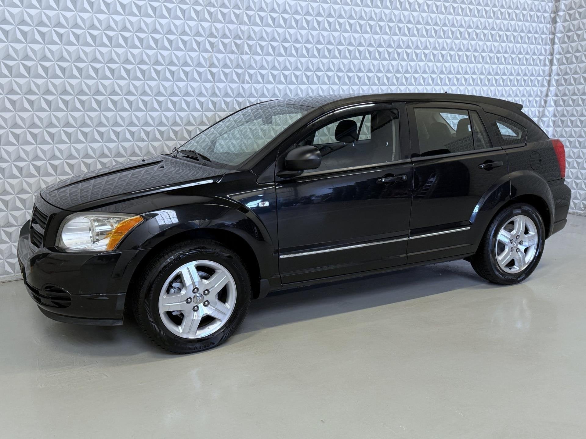 Dodge Caliber 2.0 Raw 165.000km / EXPORT - HANDEL! (2011), Auto's, 450 kg, Gebruikt, Zwart, Origineel Nederlands