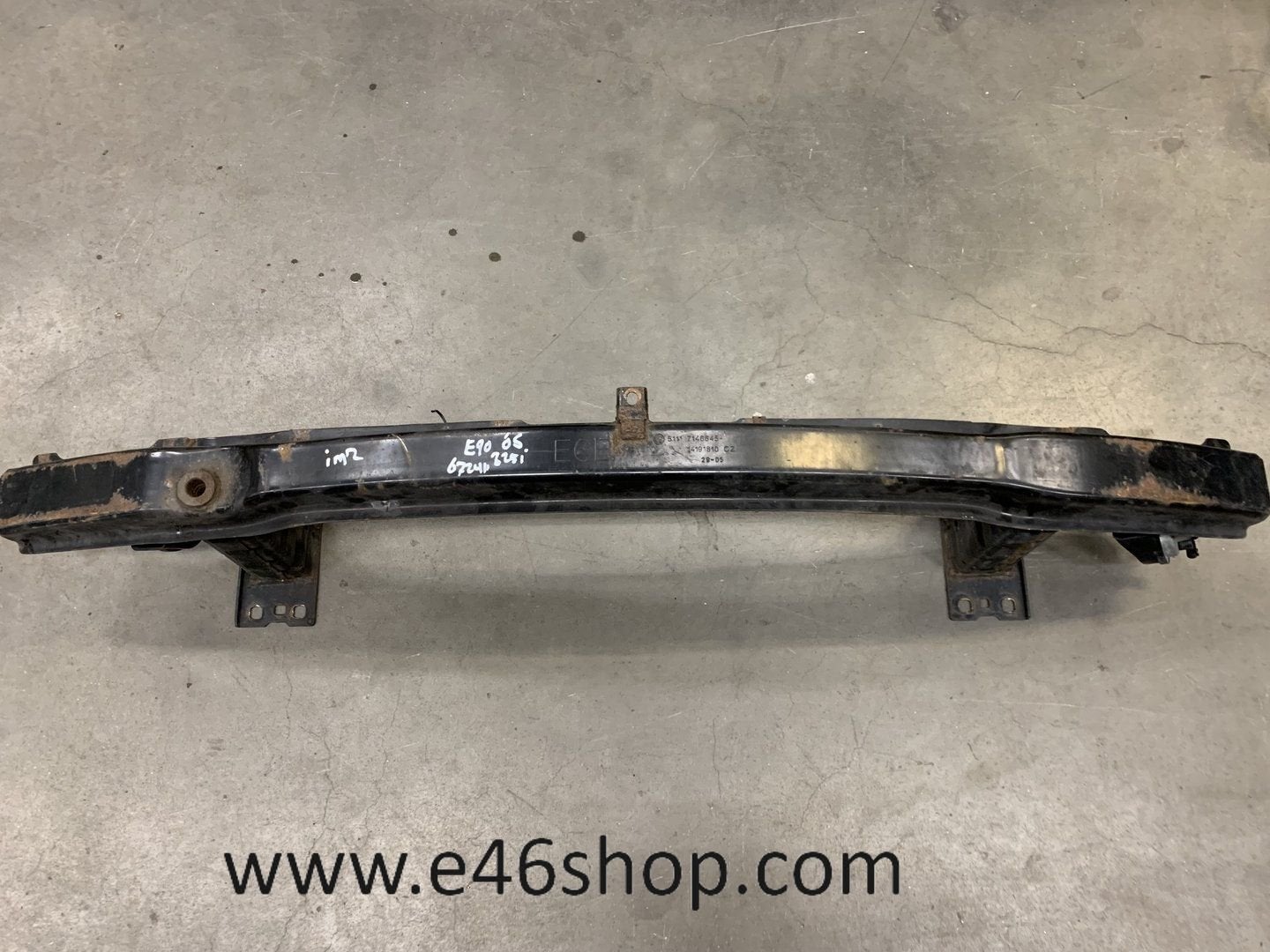 BUMPERBALK VOORKANT BMW E90 E91 OE 7146645, Gebruikt, -, -, Ophalen of Verzenden