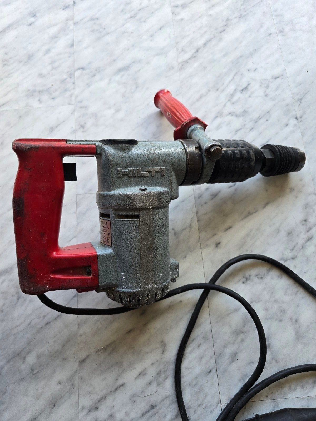 Hilti TE 17 Boorhamer - Krachtig en Betrouwbaar, Doe-het-zelf en Verbouw, Gebruikt, Boor- en/of Breekhamer, Ophalen of Verzenden