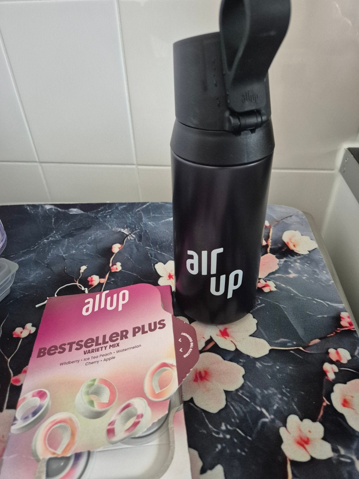 Zwarte Air Up + pods, Ophalen of Verzenden, Nieuw