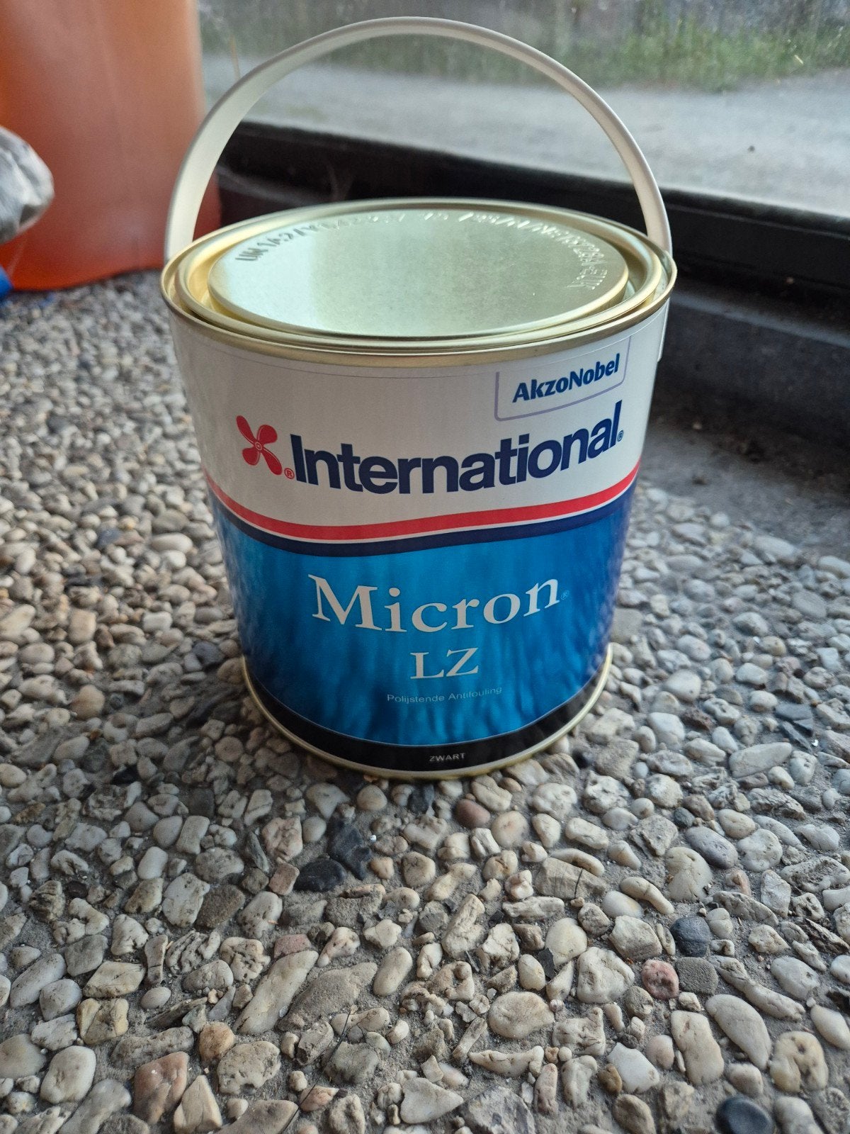 International Micron LZ Antifouling Zwart 2,5 L NIEUW, Ophalen of Verzenden, Nieuw, Verven