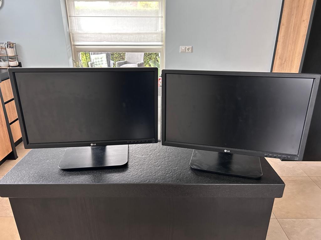 LG 22MB37PU-B Monitor - 22 inch DVI VGA wide screen, Computers en Software, Monitoren, Ophalen, IPS, Kantelbaar, Full HD