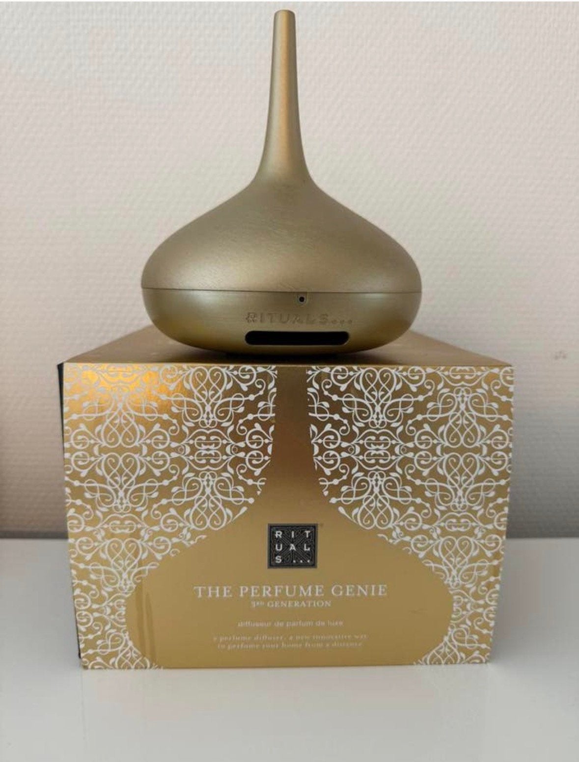 Rituals The Perfume Genie (3e generatie) - Zo goed als nieuw, Verzenden, Zo goed als nieuw, Goud, Modern