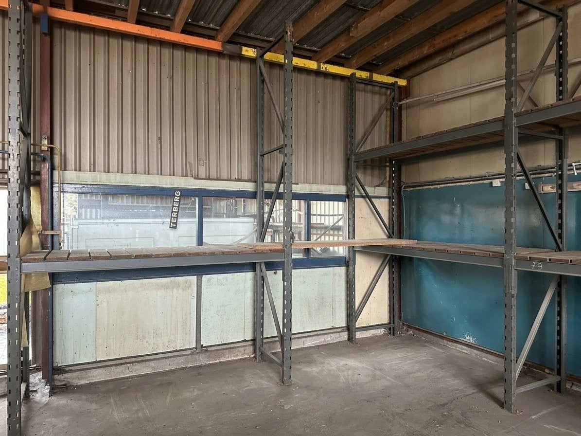 Magazijn stellingen 2.40 x 4m, Ophalen