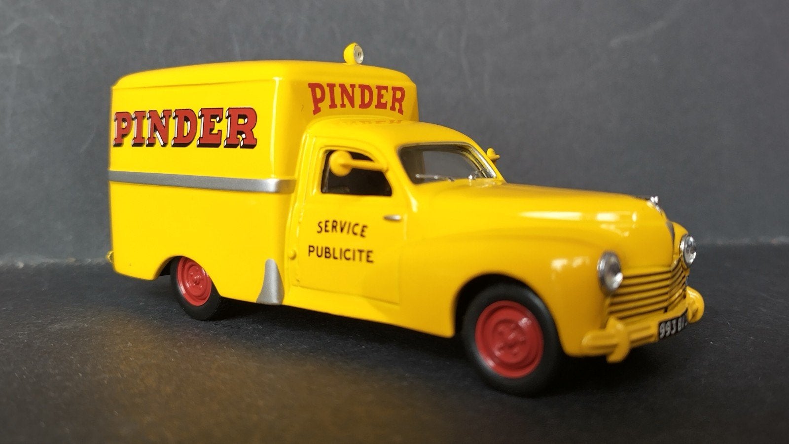 Peugeot 203 Commerciale Circus Pinder 1:43 Altaya Pol, Overige merken, Auto, ., Nieuw