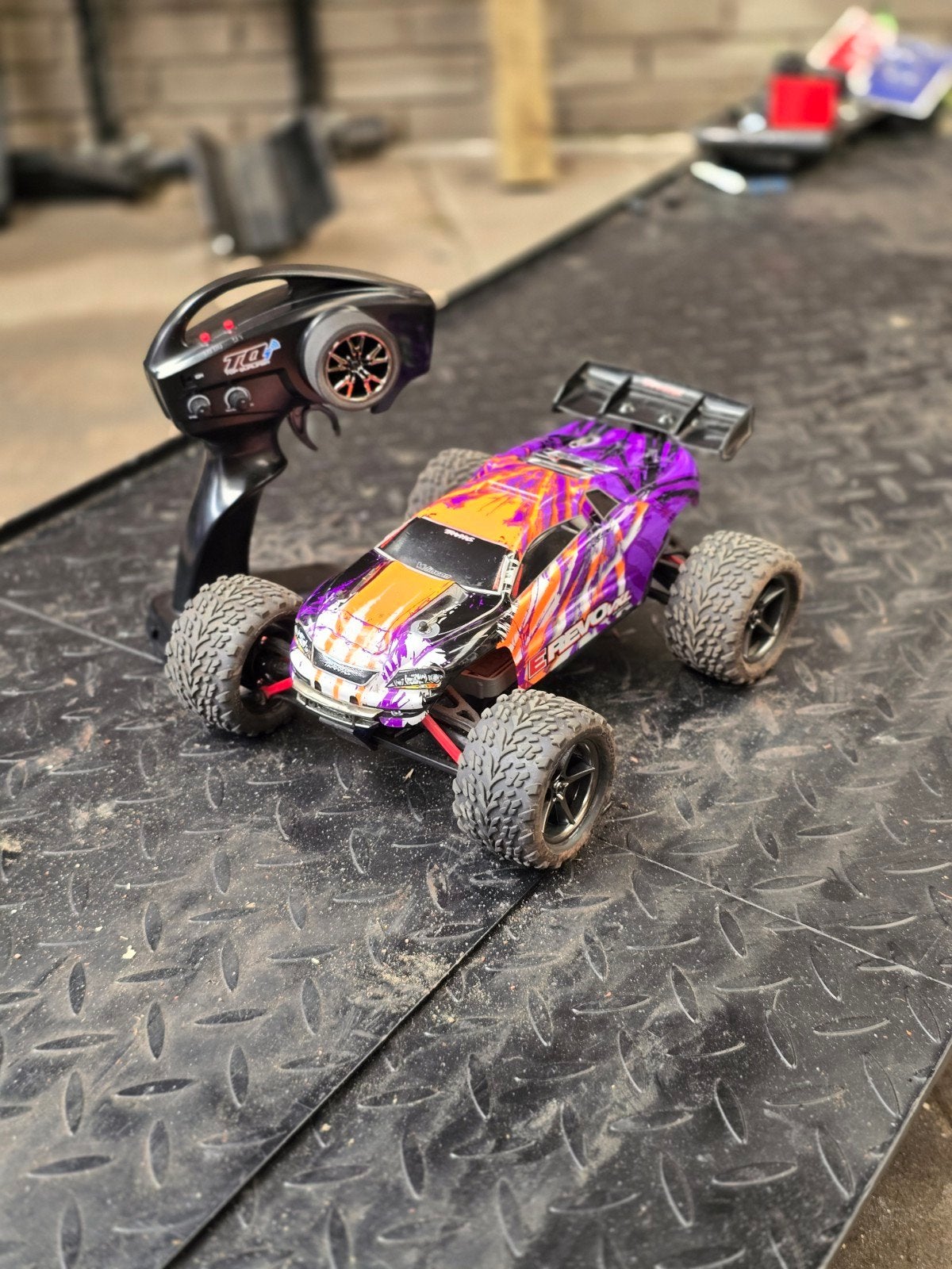 Traxxas E-revo VXL 1/16, Elektro, Auto offroad, Ophalen of Verzenden, Zo goed als nieuw