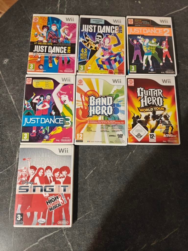 Nintendo Wii Muziek & Dans Bundel, Spelcomputers en Games, Games | Nintendo Wii, 3 spelers of meer, Ophalen of Verzenden, Muziek