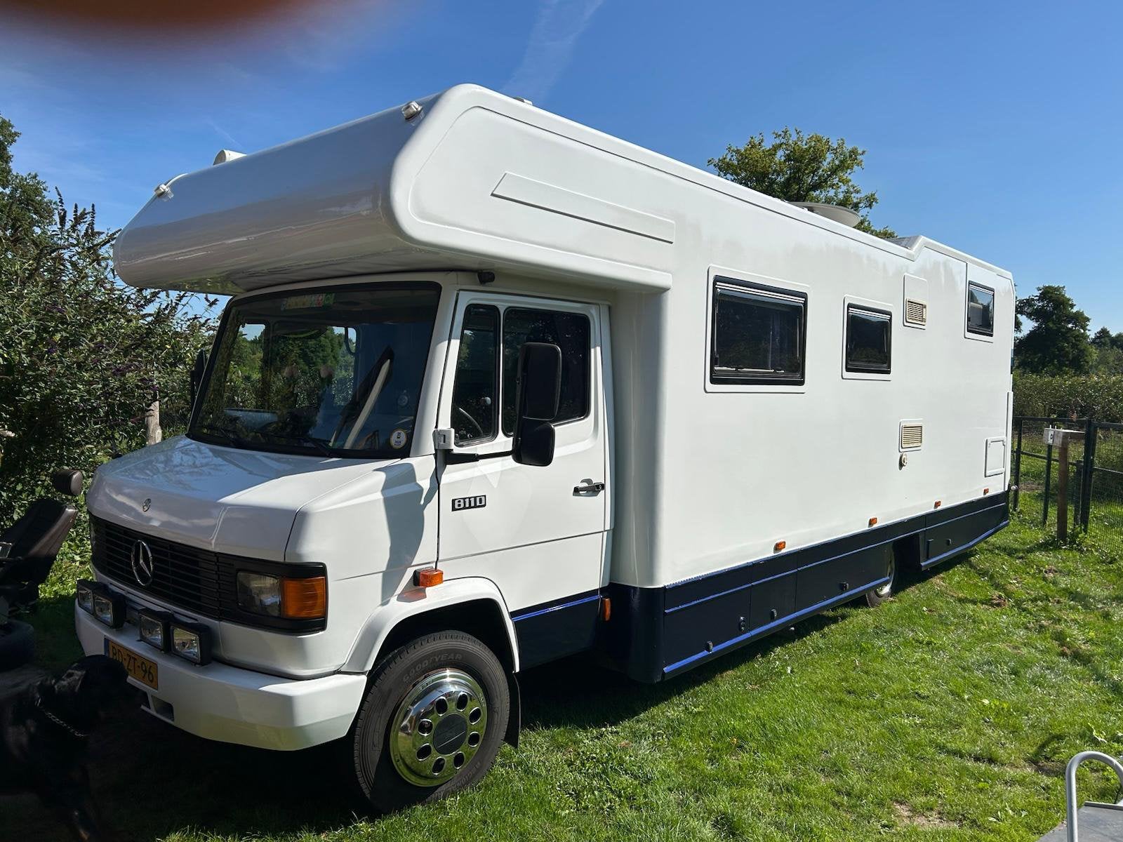 Mercedes 811 vario, Particulier, Buscamper of Camperbus, Mercedes-Benz