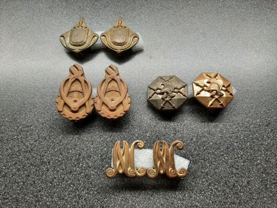 oude   Schouder emblemen  KL  / NEDERLAND- bod vanaf 12,50 E, Ophalen of Verzenden, Landmacht, Nederland, Embleem of Badge