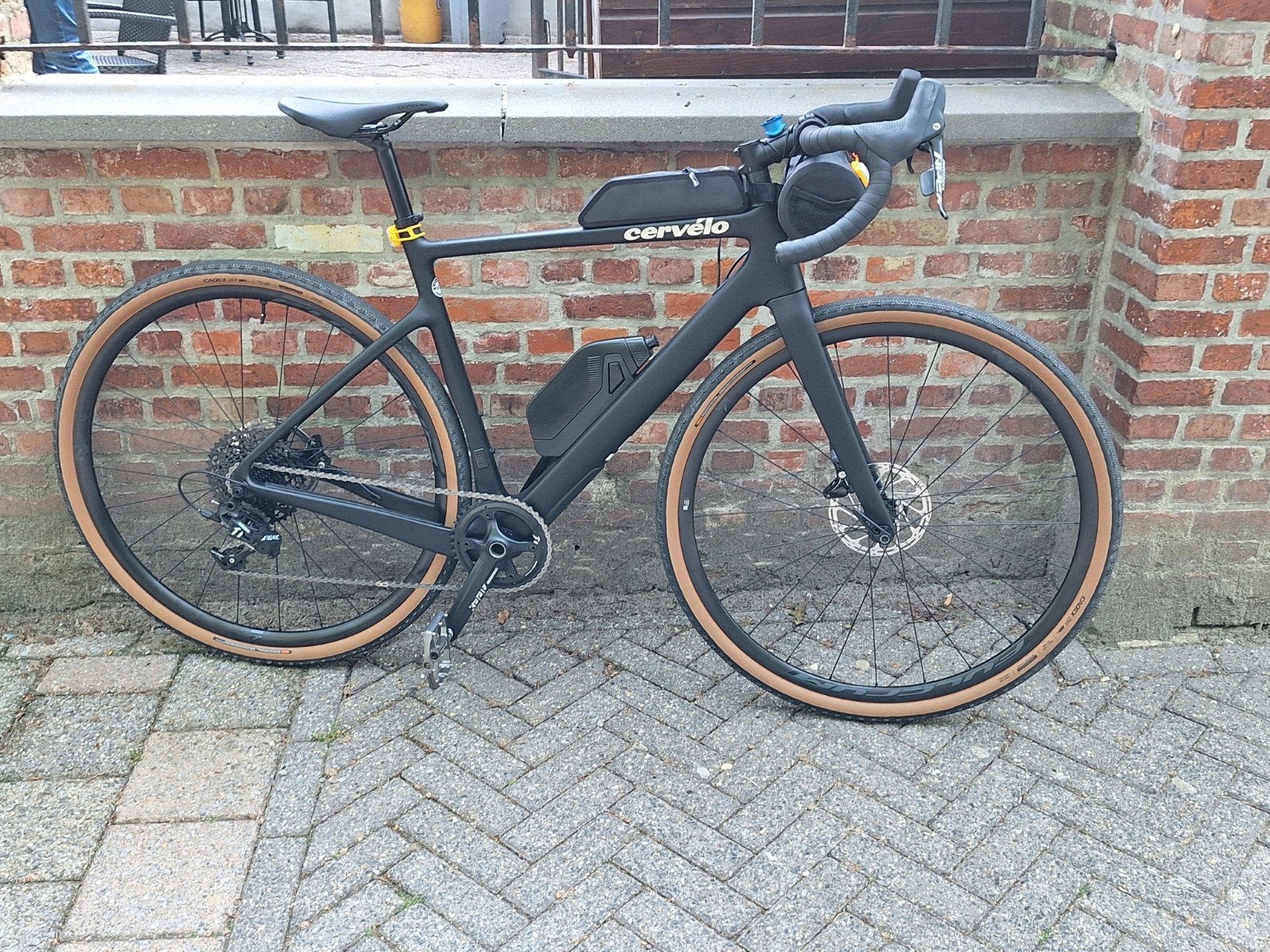 Carbon Cervélo Aspero Apex 1 Graveler zgan 2500€ (nieuw 3500, 28 inch, 10 tot 15 versnellingen, Zo goed als nieuw, Schijfrem