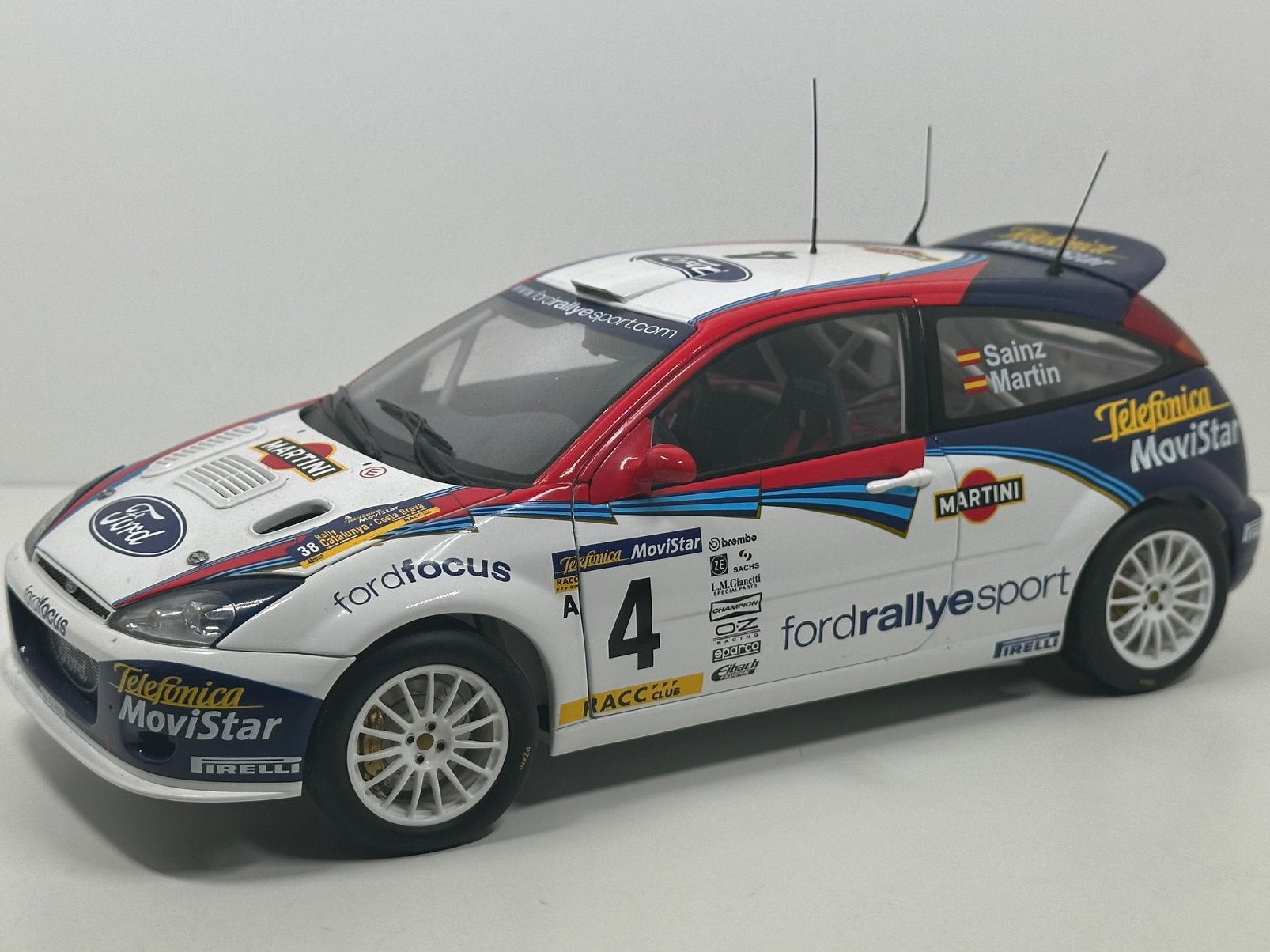 AUTOART 1:18 FORD FOCUS WRC #4 SAINZ RALLY CATALUNYA 2002, Ophalen of Verzenden, Nieuw, Auto, Autoart