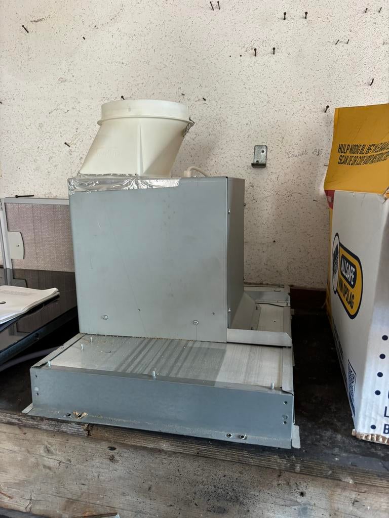 Inbouwafzuigkap Constructa, Witgoed en Apparatuur, Afzuigkappen, Zo goed als nieuw, Inbouw, Overige typen, 200 tot 400 m³ per uur