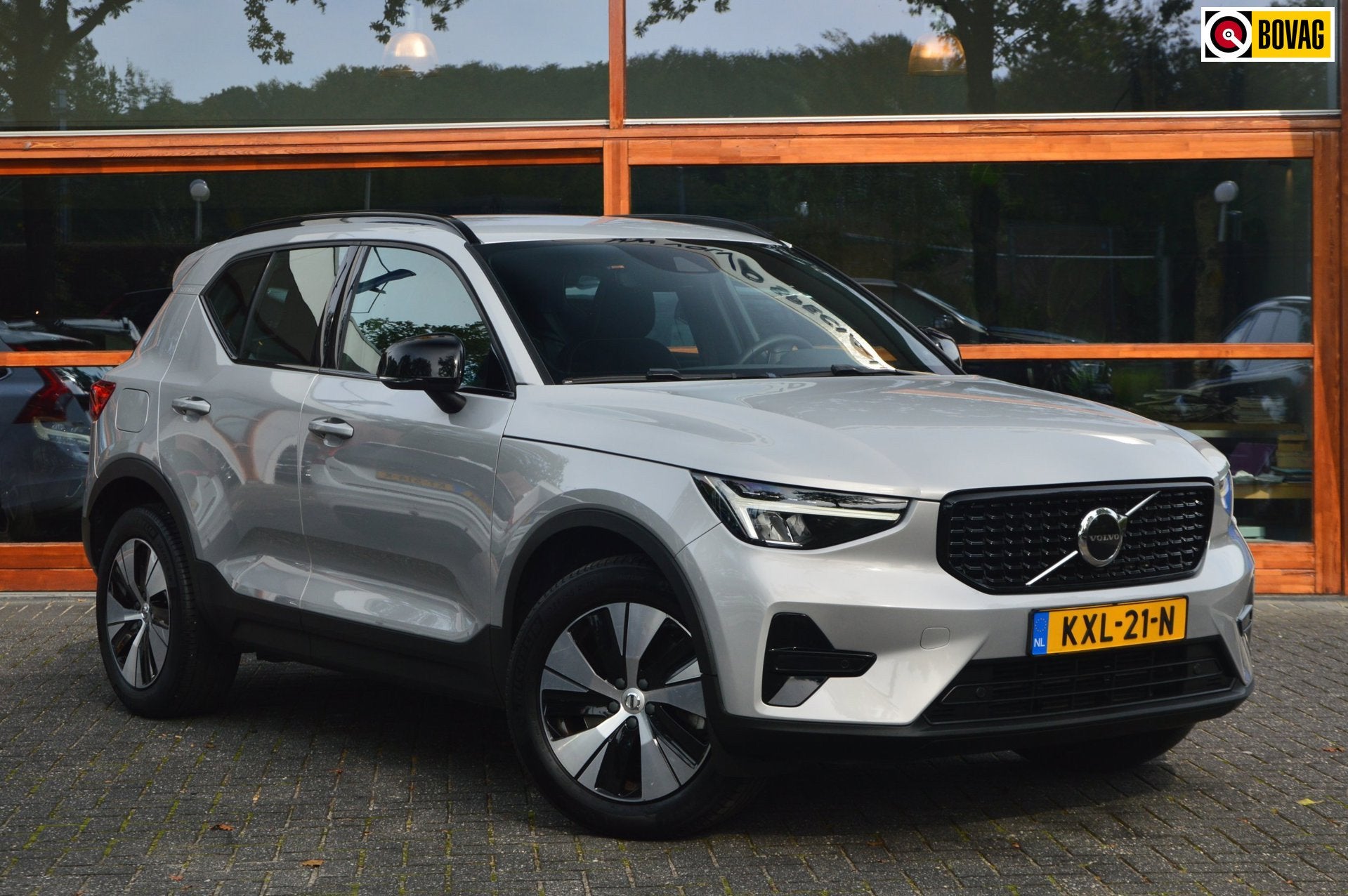 Volvo XC40 T4 Plug-in hybrid Plus Dark| Camera | Harman/Kard, Auto's, Dealer onderhouden, Adaptive Cruise Control, Alcantara, Plug-in hybride