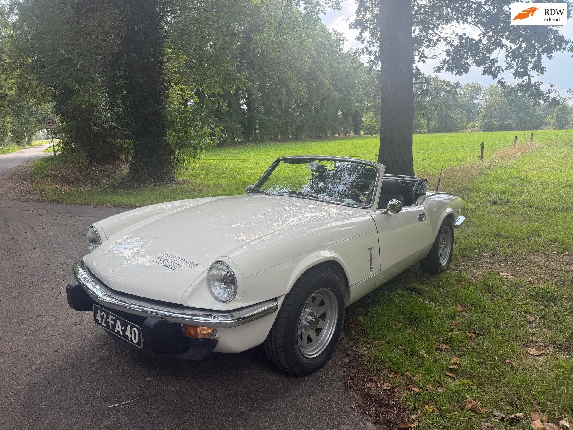 Triumph Spitfire 1500 Soft Top| NAP | Topstaat | Hardtop, Auto's, Achterwielaandrijving, Gebruikt, 4 cilinders, Bedrijf