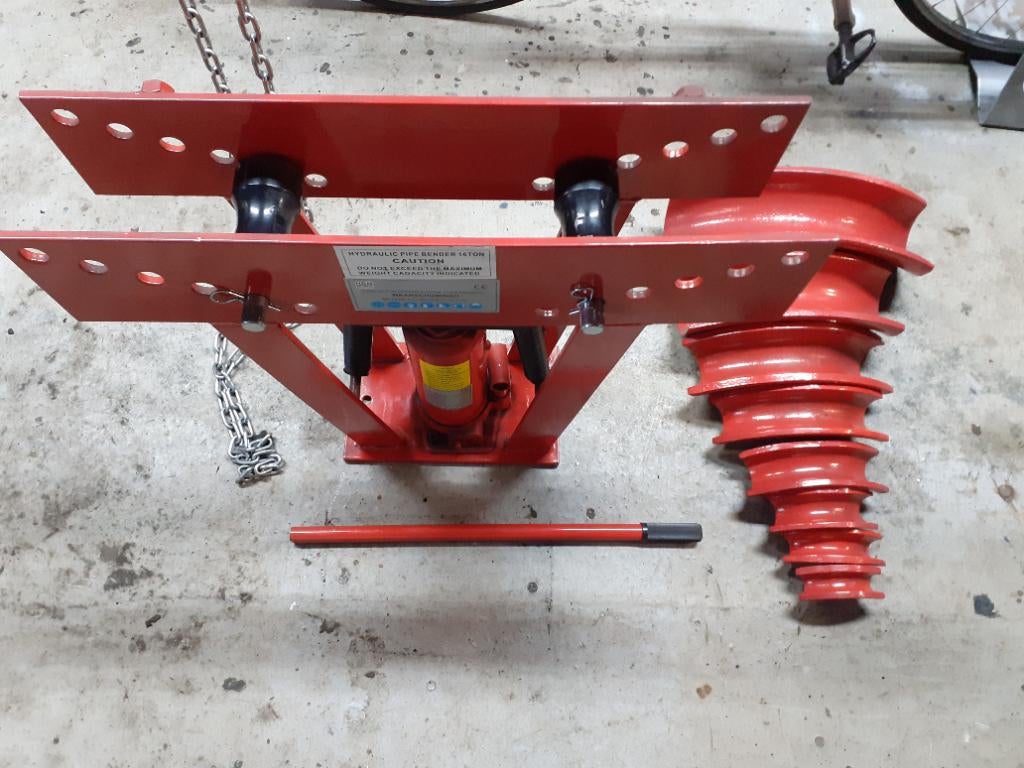 Hydraulische pijpenbuiger 16ton, Ophalen, Zo goed als nieuw