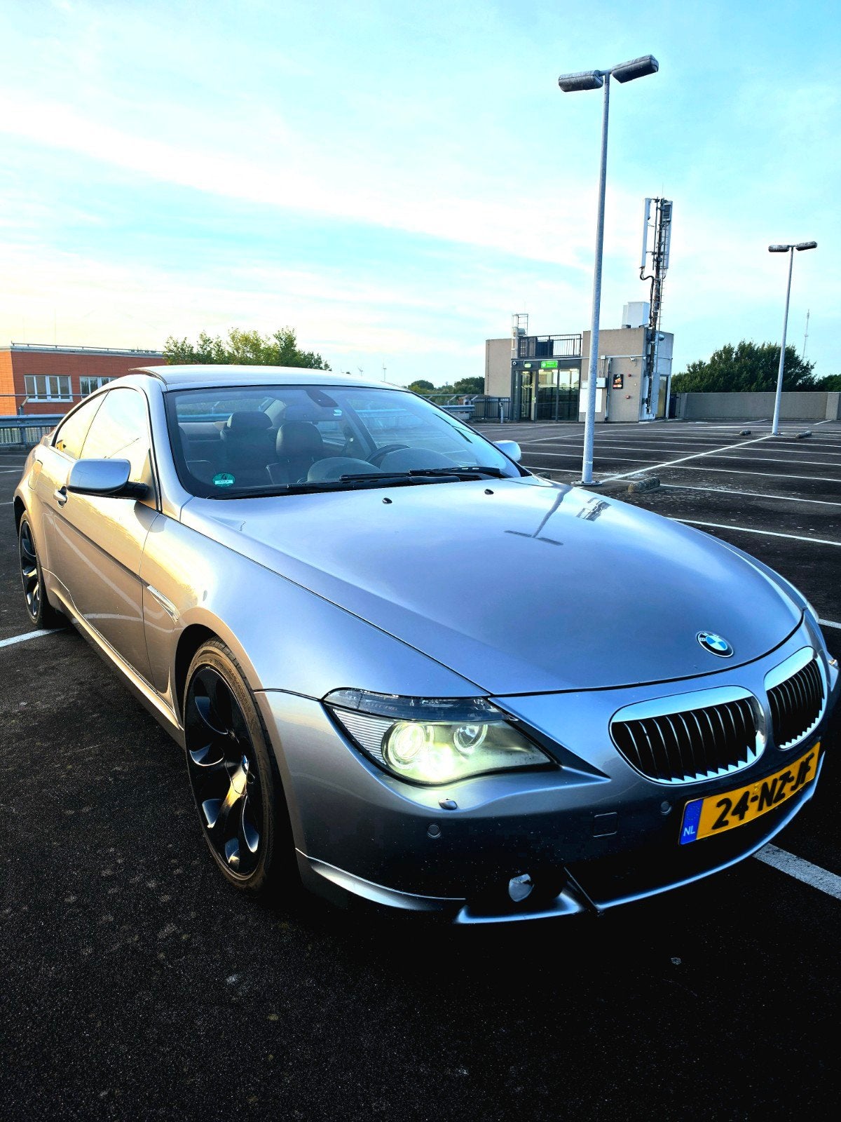 BMW 6-Serie 4.4 CI 645 Coupe AUT 2004 Grijs Org. NL AUTO/NAP, Auto's, Automaat, Achterwielaandrijving, 8 cilinders, 1595 kg