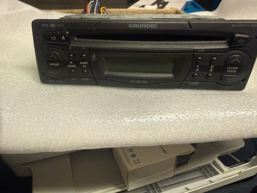 Grundig SCD 3390 RDS car radio, Auto diversen, Autoradio's, Ophalen, Gebruikt
