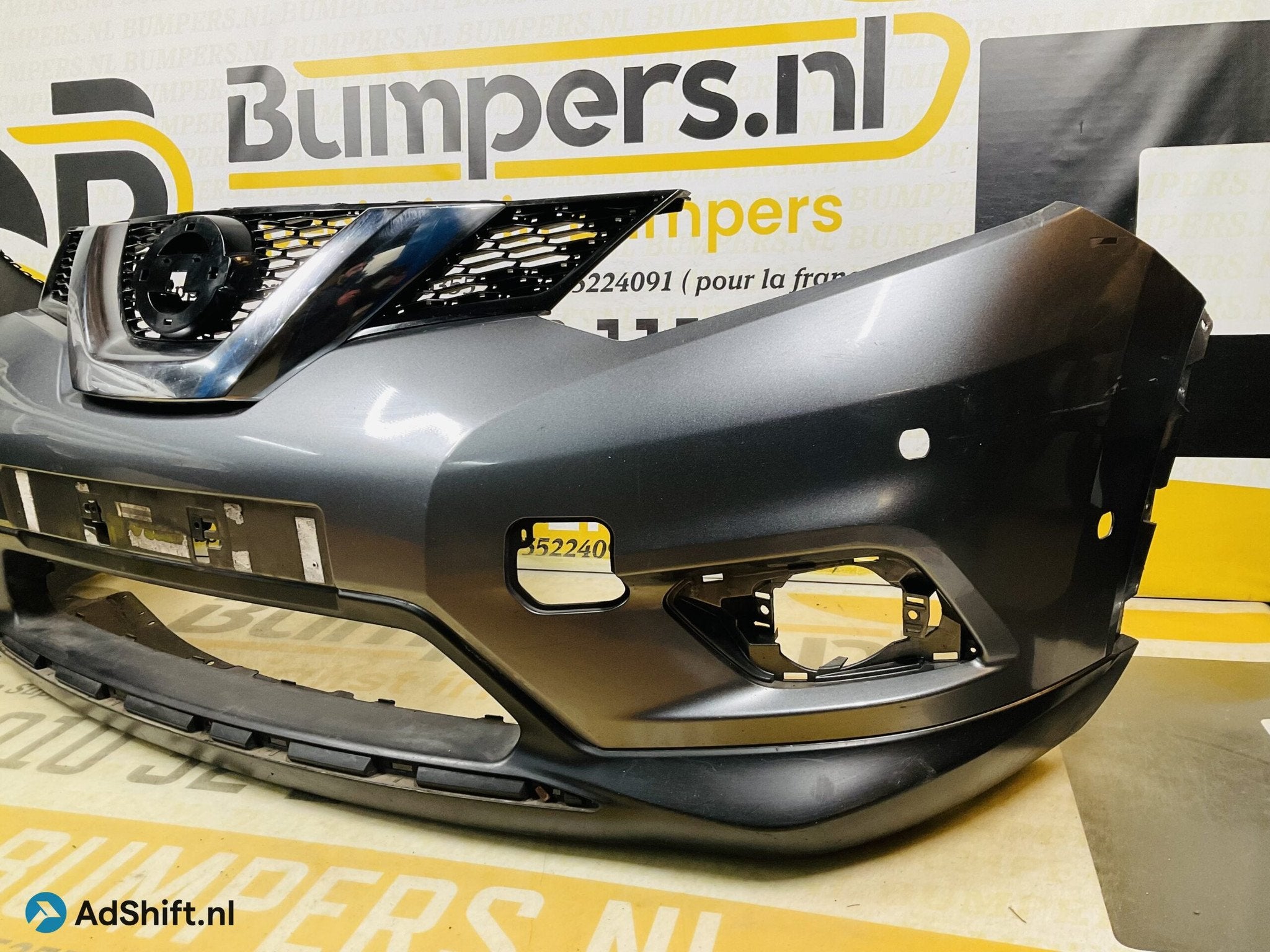 BUMPER Nissan XTrail X-Trail T32 6xpdc 2013-2017 VOORBUMPER, Auto-onderdelen, Bumper