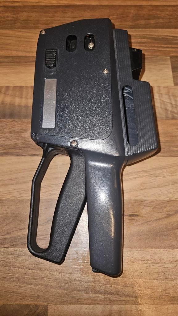 Handmatige labelprinter / prijstang, Ophalen