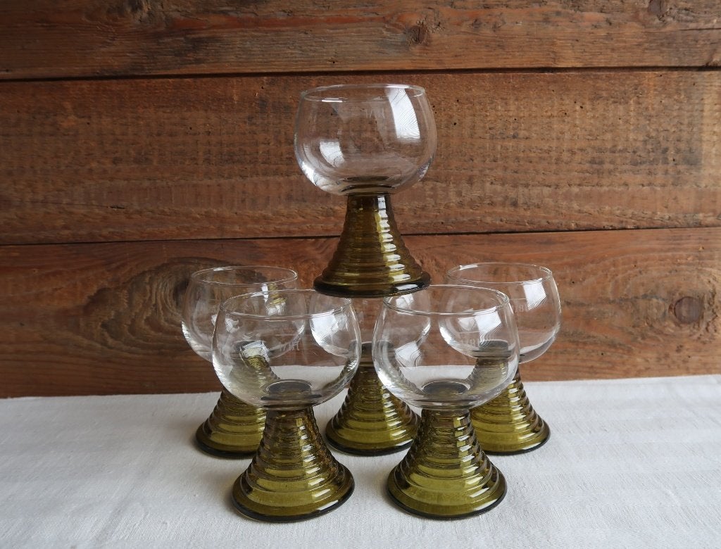 Set van 6 vintage Roemer wijnglazen met olijfgroene voet., Ophalen of Verzenden