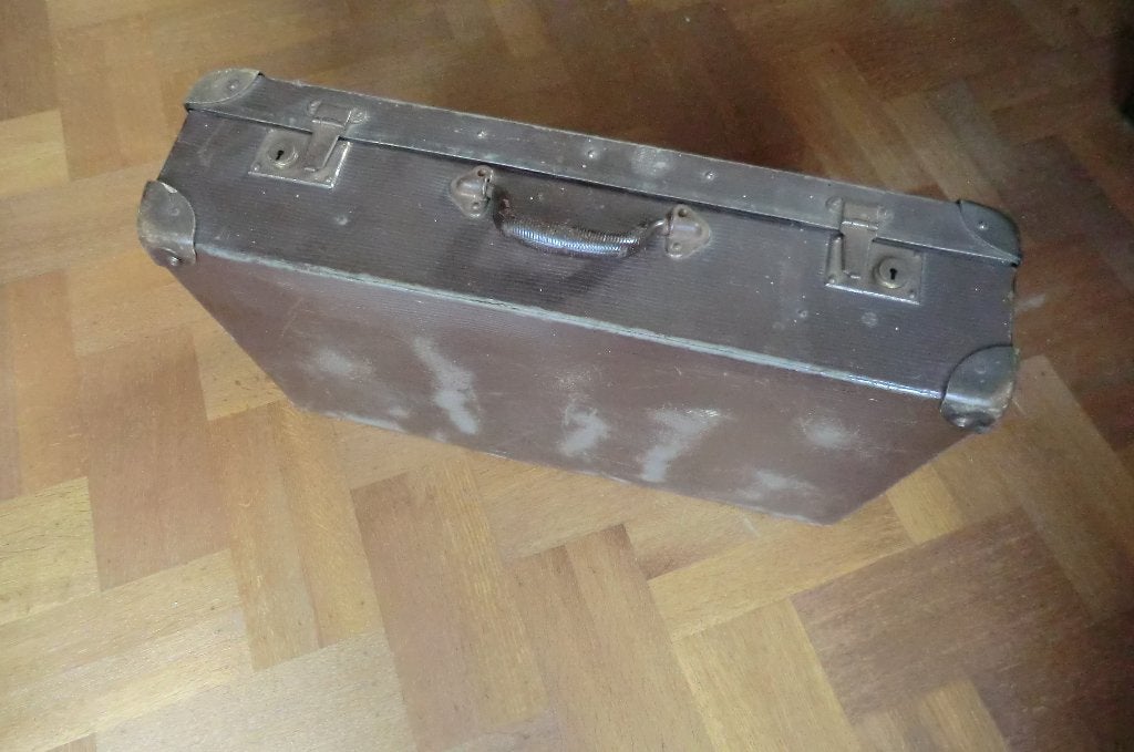 vintage zwaar beschadigde koffer, Overige materialen, Gebruikt, 35 tot 45 cm, Ophalen